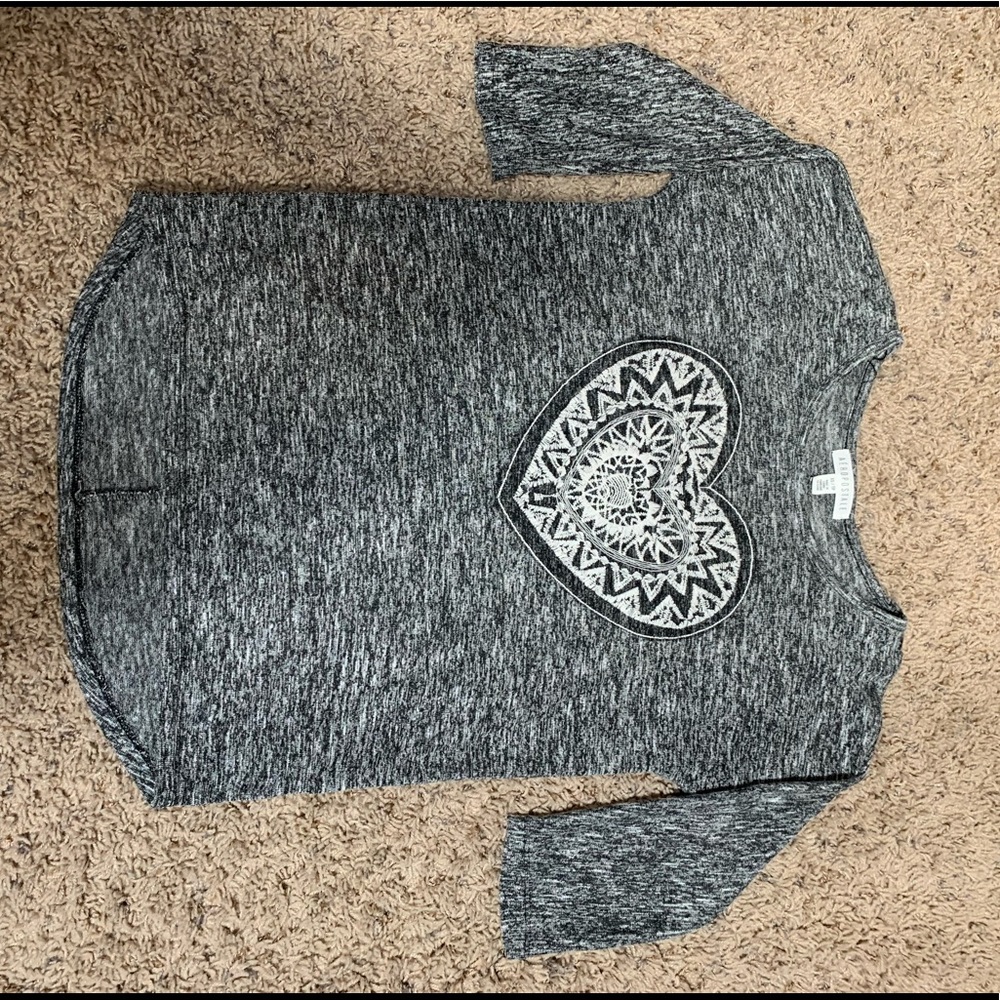 Mid Sleeve Shirt